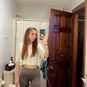 Meet your Posher, Isis